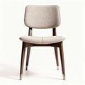Chaise en tissu beige avec pieds en bois dimensions 45 x 45 x 80cm